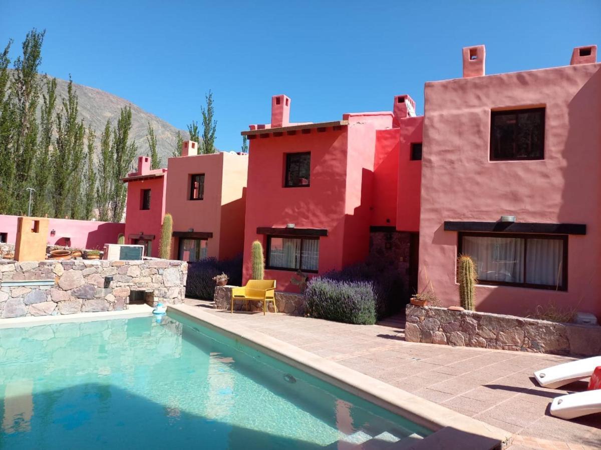 Colores de Purmamarca Exterior foto